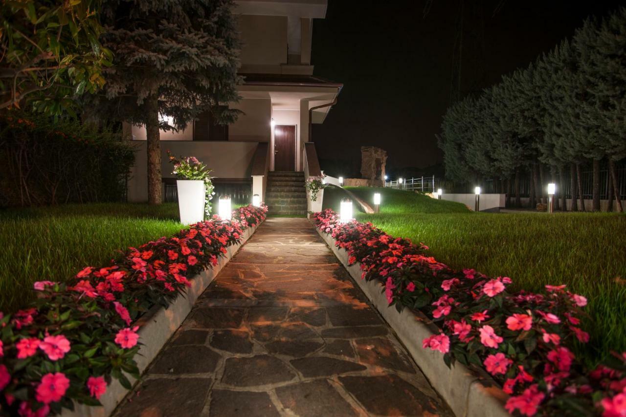 B&B Villa Aurora Brugherio Eksteriør bilde