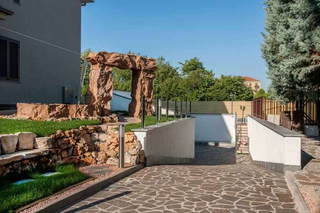 B&B Villa Aurora Brugherio Eksteriør bilde
